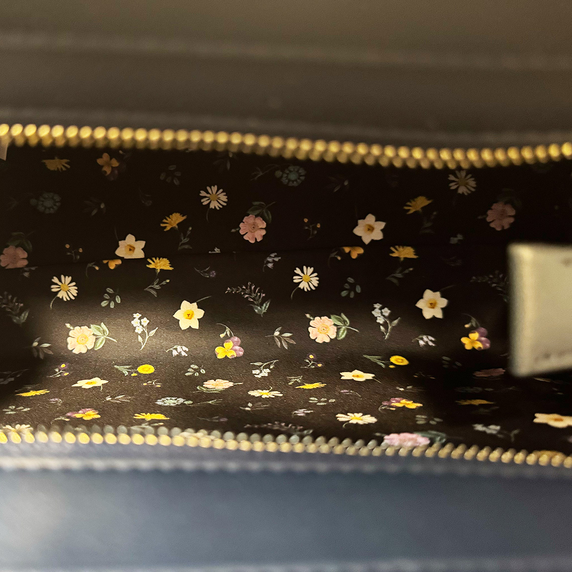 Ditsy Navy Medium Tote Bag – Bild 5